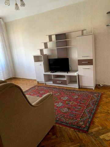 Однокімнатна квартира на Воскресенському проспекті 18Б