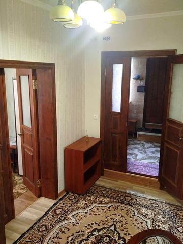 Частина  будинку на довгострокову оренду