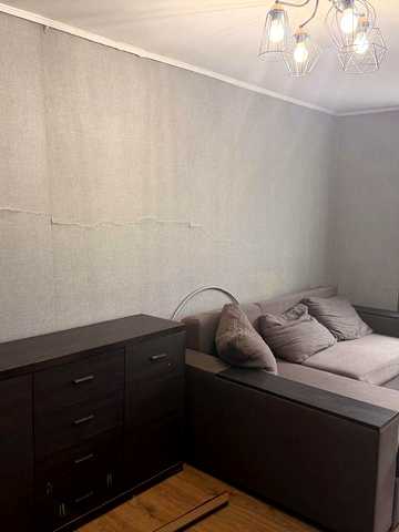 Продам  2-х.кв. ул.Заслонова ,22. Дарница.