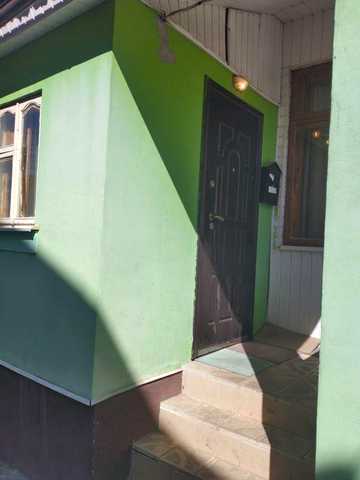Квартира на землі, 50 м², вул. Нечая. Автономне газове опалення та власний гараж