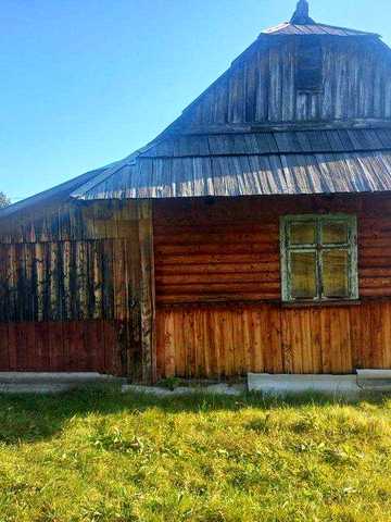 Продається будинок + 40 соток землі в с. Космач!