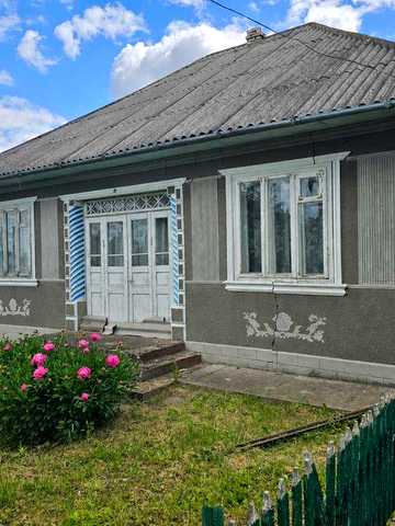 Будинок с.Пригородок, 0,5га землі, господарські будівлі, річка Дністер поруч (до 1км)