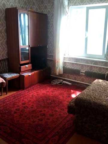 Двохкімнатна квартира барачного типу