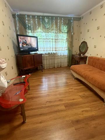 Героїв Крут вул. (Валентини Терешкової), 39