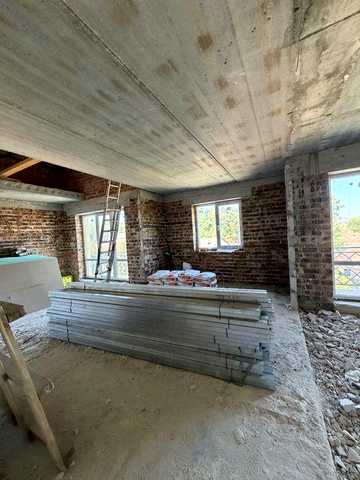 Продається квартира в центрі міста коломиї — 160м²