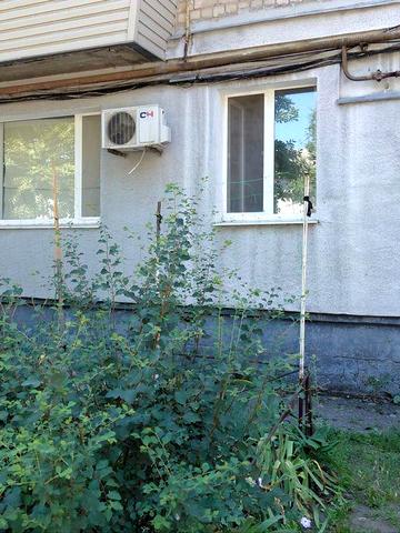 Терміново! 8000! Центральна площа!  Продам 1-кімнатну квартиру в самому центрі