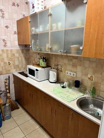 Продаж 3-х кімнатної квартири з окремим входом, 2 поверх, м. Київ, вул. Петра Калнишевського (Михайла Майорова) буд 7 ЖК Калнишевского 7