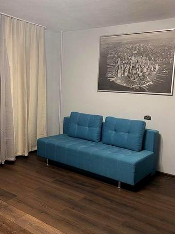 Оренда просторої квартири з ремонтом біля метро (вул. Котельникова 26)