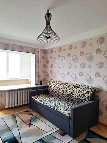 Продаж 1 кімн вул Харківське шосе, 21 Гарний стан Меблі, техніка. 39000 у.о.
