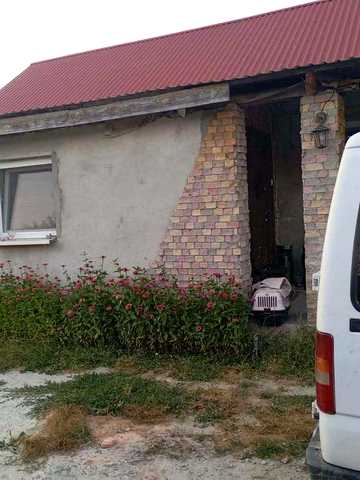 Продається будинок в с Летня