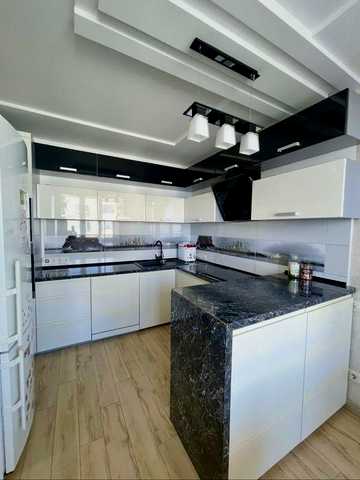 Продаж квартири 135 м2 Вишневе жк Акварелі-1 вул.Святошинська  27-А ЖК Акварелі-1