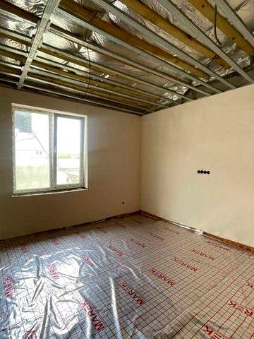 Продам 2х кімн  квартиру 55 м² — газ, свердловина, паркомісце| КМ "Липовий гай" ЖК КМ "Липовий Гай"
