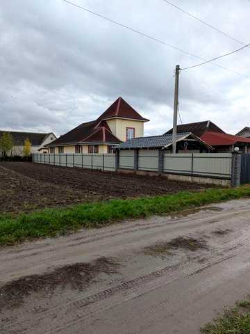Продається 1,5 поверх. обжитий будинок в с. Княгининок.