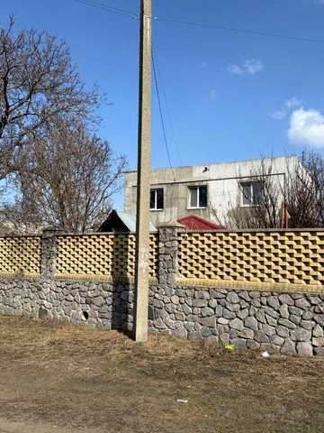 Продам двоповерховий будинок