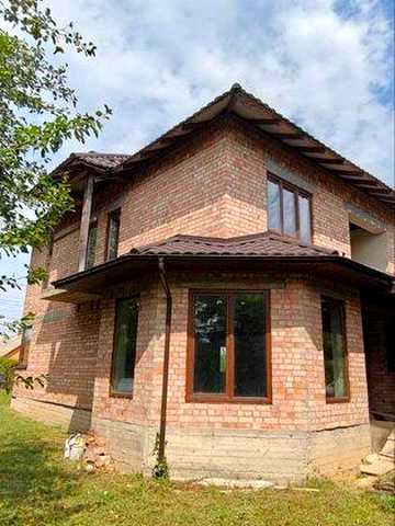 Продаж 2 поверхового будинку з ділянкою на 25 соток, 240 кв. м, 5 кімнат, на вул. Краматорська