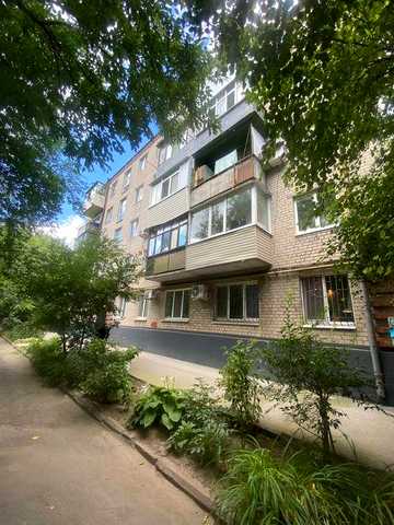 Продам 3к квартиру на ж/м Червоний Камінь в Дніпрі. ЖК Добробут