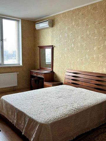 Продаж 4-кімнатної квартири, ЖК "Вишневий Затишок" ЖК Вишневий Затишок