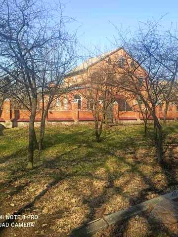 Продам новый кирпичный  2-этажный дом 175 м² на 18 сотках в пгт Машевка. Гараж на 2 авто ( 20 км от Полтавы). Собственник