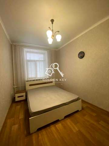 Петра Калнишевського вул. (Харитонова), 8