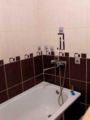 Продам гостинку на 101 м.Хозяйка