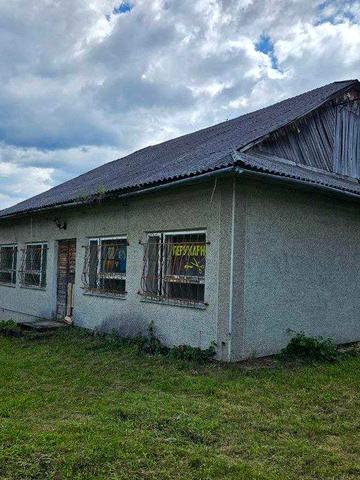 Продаж двох будинків в центрі с.Слободи