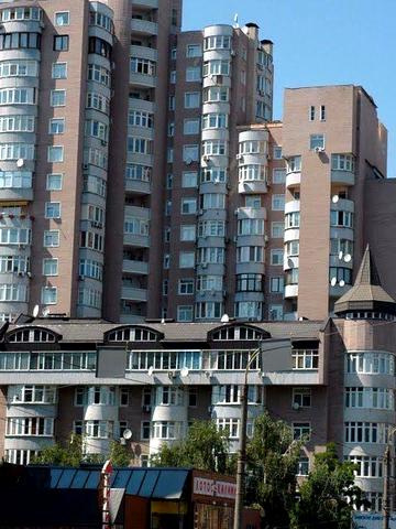 Оренда 4 кімнатної квартири Антоновича,  Либідська.