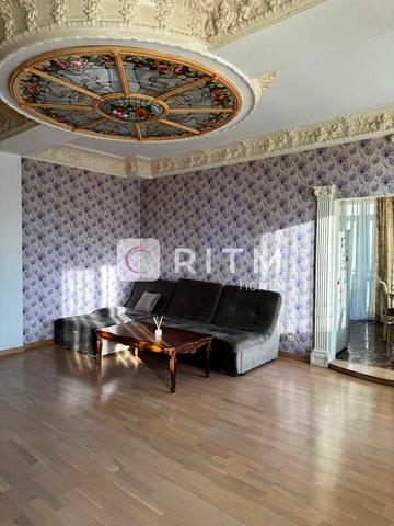 Продаж великогабаритної 2-кімнатної квартири 120 м² у Центрі міста!!!