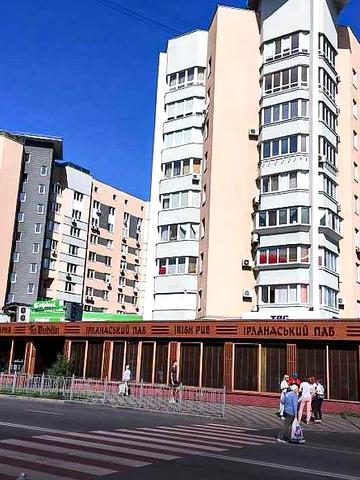 Без %. Продаж 3 кім. квартири вул. Р. Окіпної 4, С.М. "Лівобережна", 119 м2.