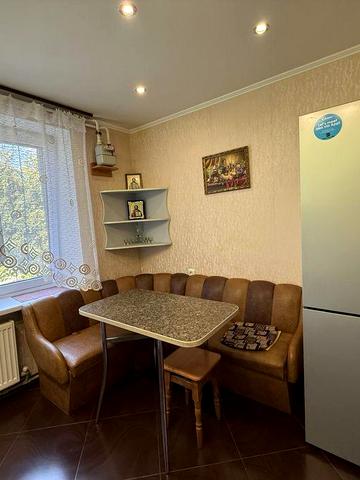 Продаж затишної 3 кімнатної квартири