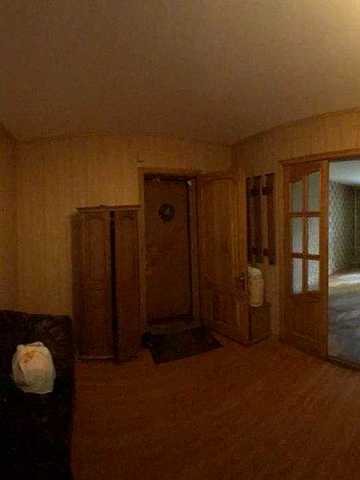 Сдам 5 комн. квартиру в центре, пр. Маяковского.