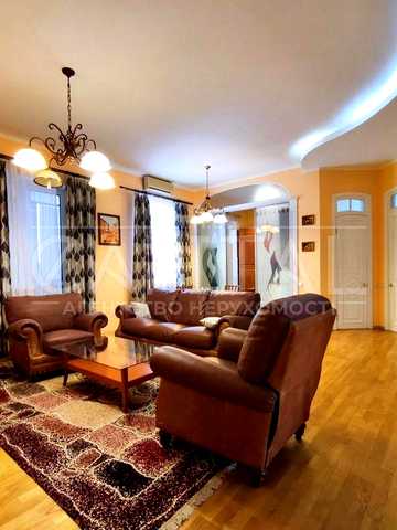 Оренда квартири, вул. Антоновича, Центр