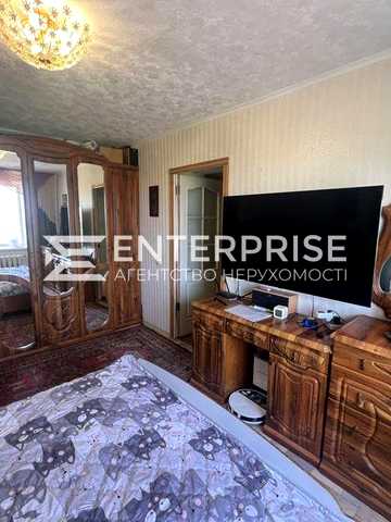 Гореничі Продаж 2-кімнатна 55 кв.м. 15 хвилин до метро Житомирська