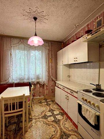 Оренда 2 кім кв.Соломянка вул Єреванська 32