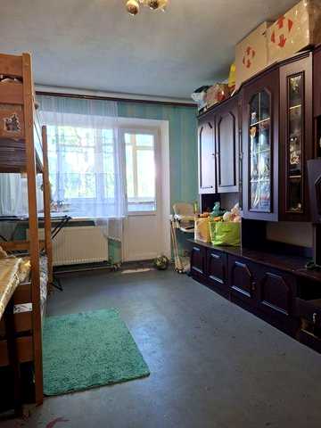 Продам 2к квартиру в районі 13 школи з агв