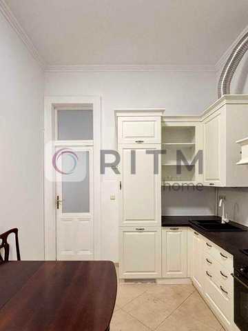 Продаж 3-кімнатної квартири в центрі Львова вул. П. Куліша
