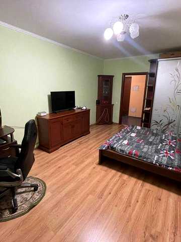 Продам квартиру з ремонтом 53м2 Єлизавети Чавдар 11, метро Осокорки 5 хв. пішки,Позняки,Дарницький