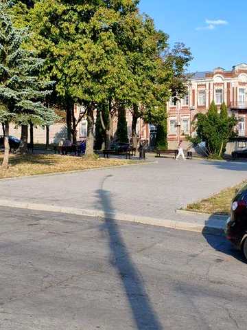 Квартира 1 км. до центральної площі міста