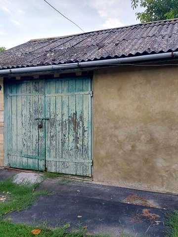Продаж 3к Дім Центральна