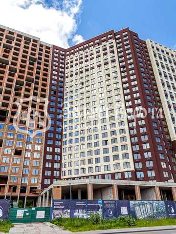 Сім'ї Кульженків вул. (Петра Дегтяренка), (Будинок 2)