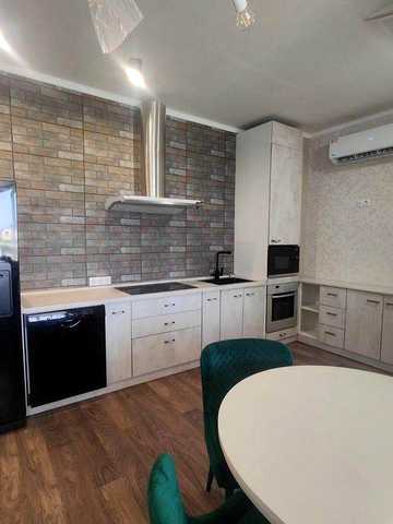 3-к вул. Гольдбергівська, 98 Москалівка