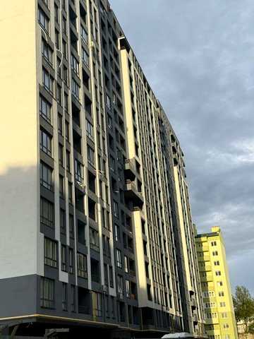 Продаж квартири Зелена Lazur sky  пооща 46 м , комунакації підключені ЖК Lazur sky