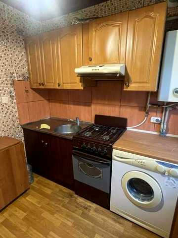 Продаж 1к кв. на 12 кв. вул. Козака Мамая