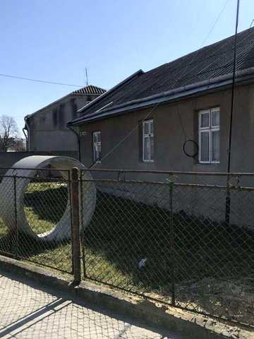 Продаж будинок м.Жовква