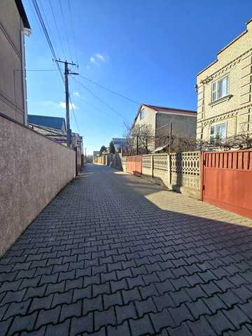 В продаже дом в Сухом Лимане. 5 соток земли.
