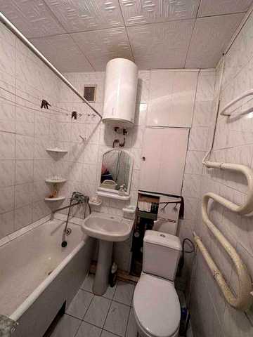 Продам квартиру 1 кімнатну в центрі