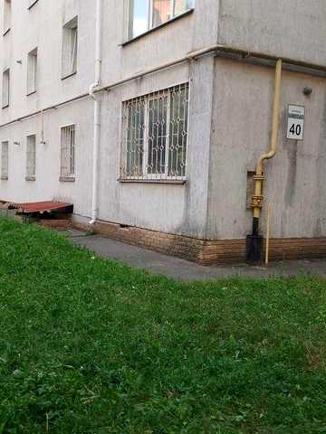 Продається простора 2-кімнатна квартира у місті Ромни