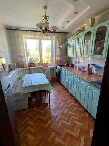 Здається 3 кімнатна квартира