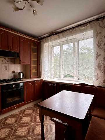 3 кімнатна квартира, м. Бориспільська, Київ.