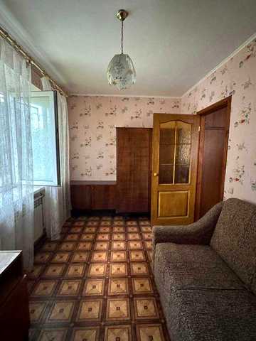 Продам 2-х кімнатну квартиру в селищі Есхар з автономним газовим  опаленням.