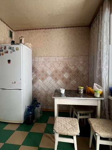 Продам 2-кімн. квартиру вул.Харківське шосе, 65 (Київ Дарницький р-н)